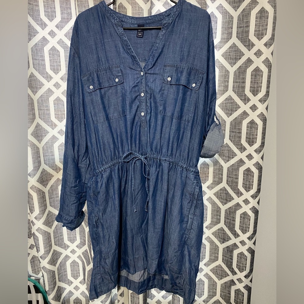 GAP denim long sleeve dress w/ pockets